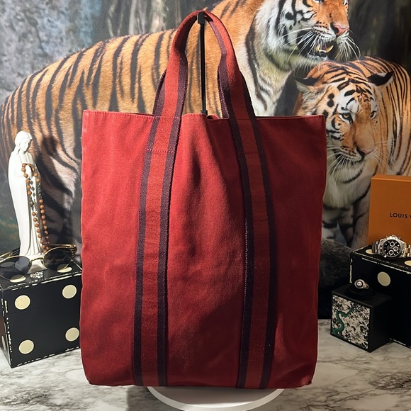 HERMES Fourre Tout Red Canvas Tote / Shopping Bag. In GUC - Picture 6 of 14